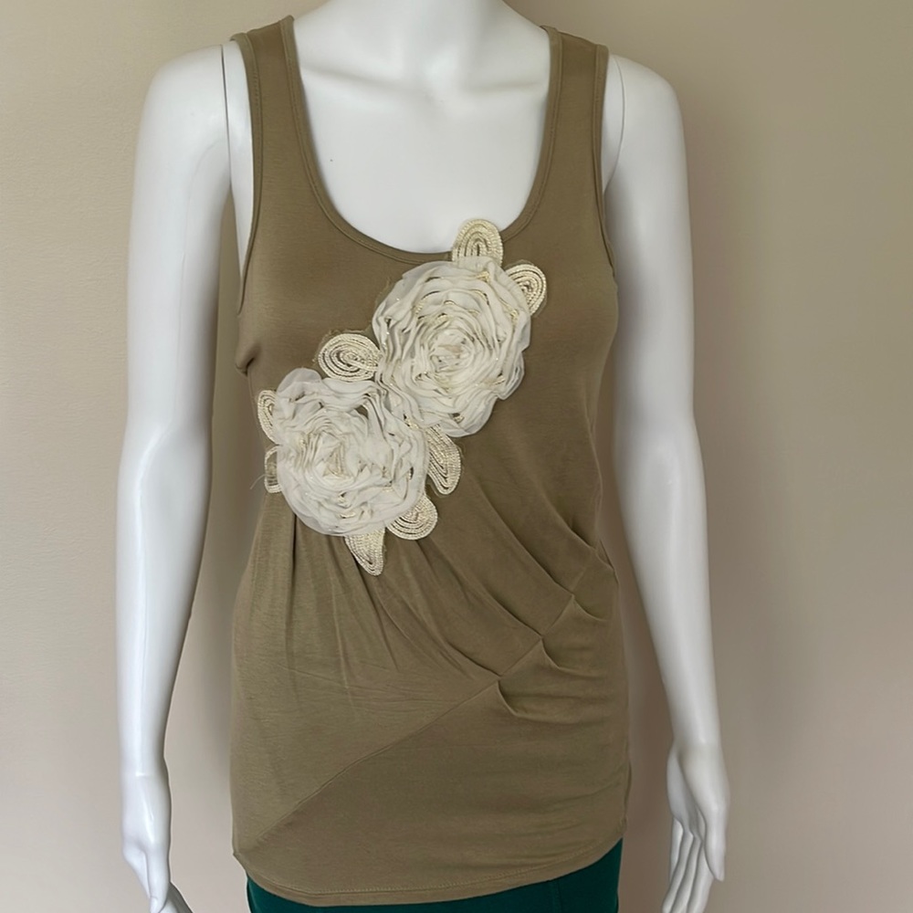 MCM Rose Embellished Sleeveless Tank Top. Sz M.